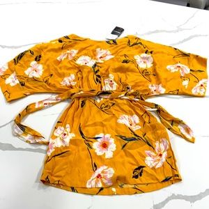 NWT forever 21 dress perfect for girl’s sushi night. Size S